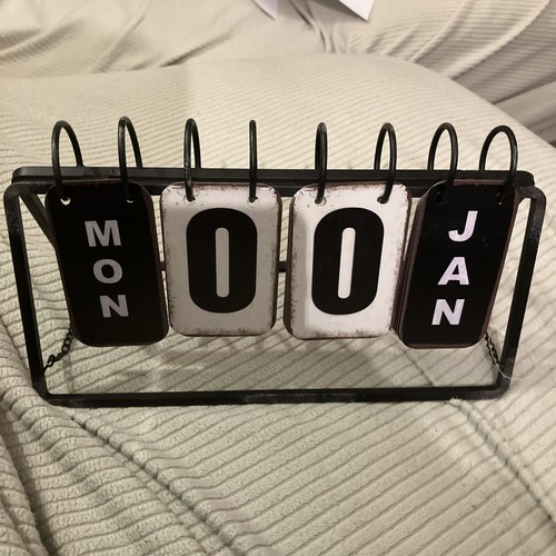 Metal hanging flip over - , desk